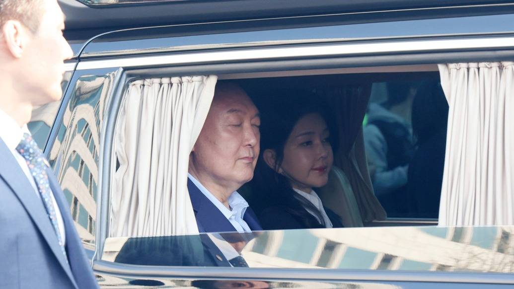 一条天价项链 送韩国第一夫人进牢房