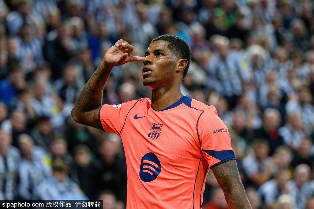 大英帝星限定返场？拉什福德双响 连场首发均参与进球