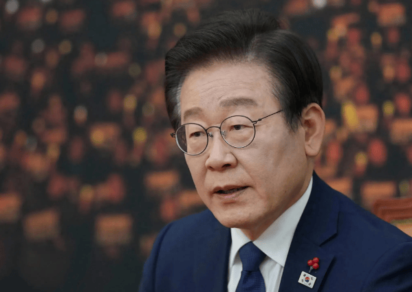 韩国果然不靠谱，李在明对中国摊牌：不想看到中俄朝走近，可能跟美日合作进行回应