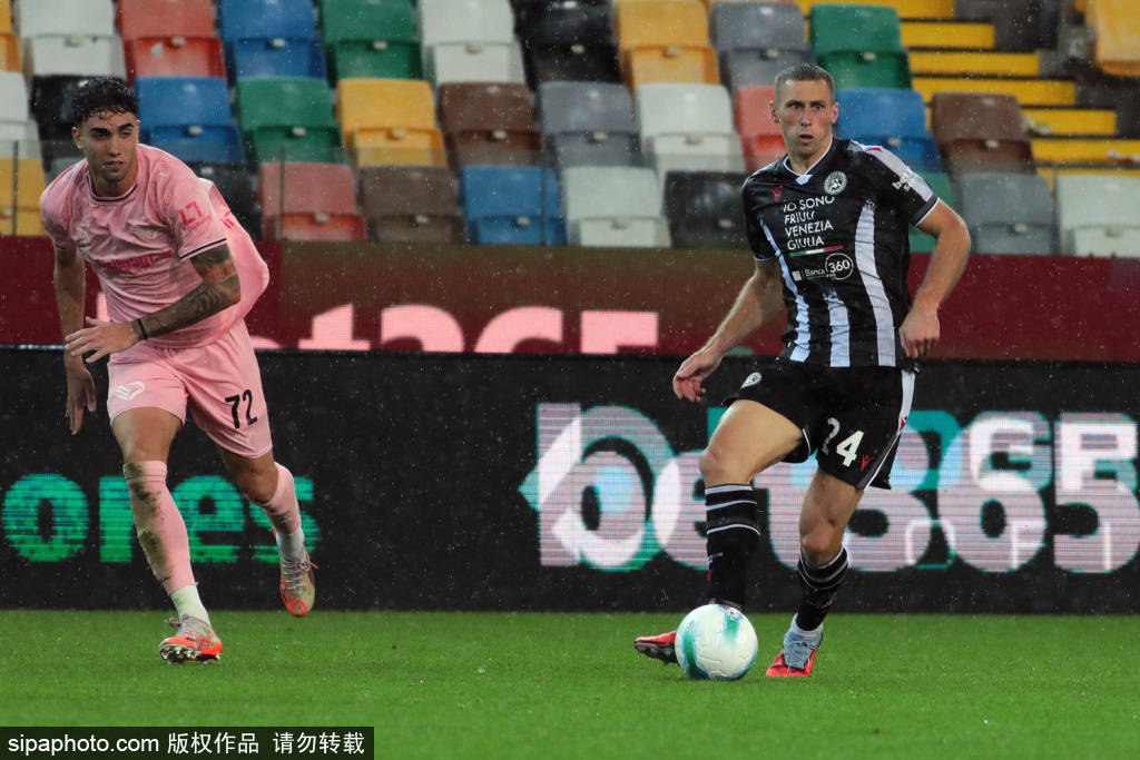 卡纳瓦罗新挑战:52岁意大利传奇出任乌兹别克斯坦主帅,国足梦碎