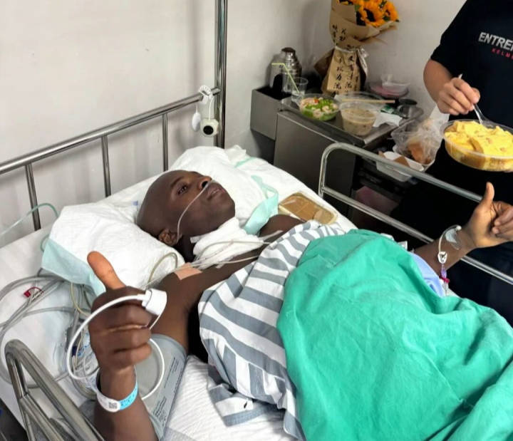 广西平果发布公告:阿萨莫阿颈椎骨折手术完成,身体状况平稳